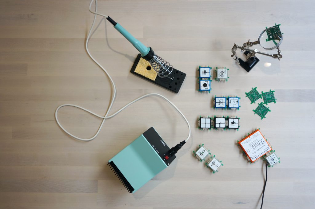 Elektronik macht Spaß!? Brick'R'knowledge